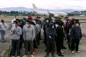 Lire la suite à propos de l’article Après un séjour temporaire en RDC, une migrante colombienne retourne dans son pays