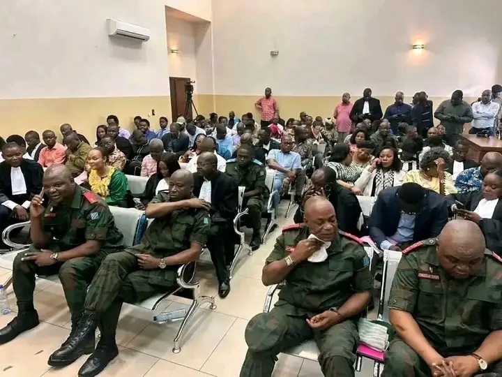 RDC : la Haute Cour militaire reporte au 25 juin le procès de Christian Tshiwewe, John Numbi et plusieurs officiers supérieurs