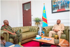 Lire la suite à propos de l’article RDC : Le nouveau gouverneur militaire de l’Ituri reçoit les orientations du gouvernement pour sa mission de pacification