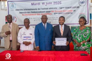 Lire la suite à propos de l’article Médias : Oscar Bisimwa élevé au rang d’Ambassadeur pour les bonnes manières et le changement des mentalités