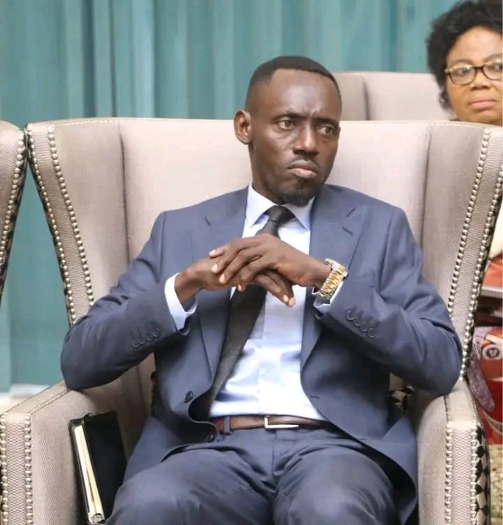 RDC : Prince Epenge juge le dialogue Tshisekedi–confessions religieuses comme « une évolution, pas un progrès »