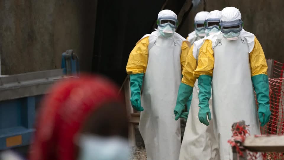 Ebola en RDC : Kinshasa impose 21 jours de surveillance aux intervenants de la riposte